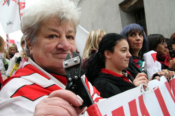 La gioia dei No Tav: “L’area di cantiere è illegale. Demolitela” (Video)